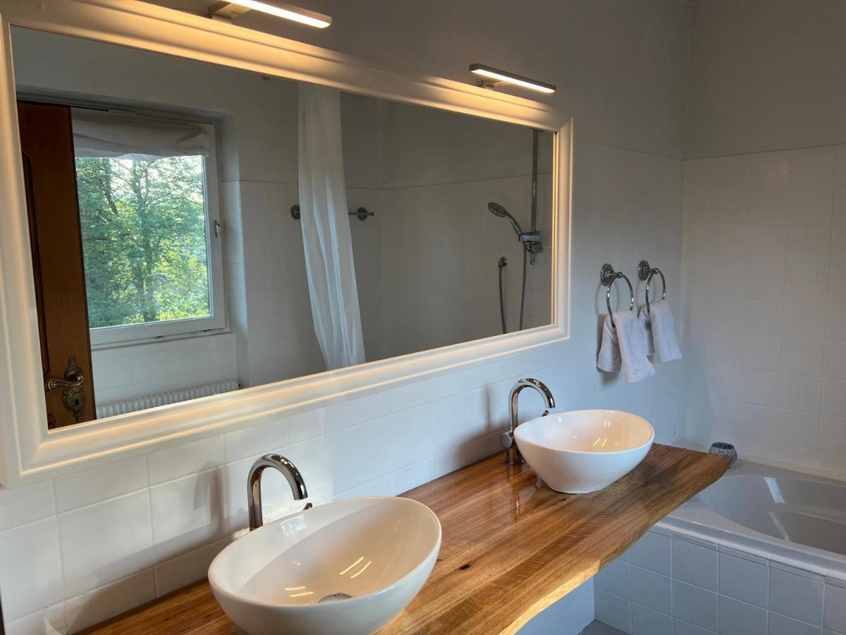 Haus Mit Garten Eugendorf Eksteriør billede